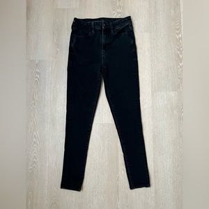 American eagle black skinny jeans size 4